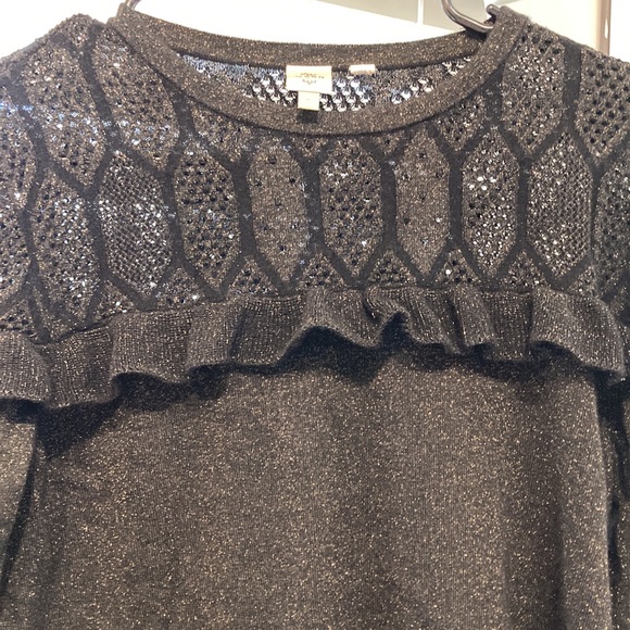 Sparkly black sweater. Size medium. Great condition. - Picture 2 of 6